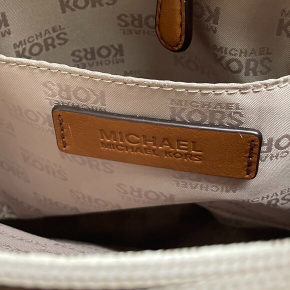 NWT Gorgeous Michael Kors Hamilton Cream w/Leather Brown Trim Lg Tote - Picture 9 of 13